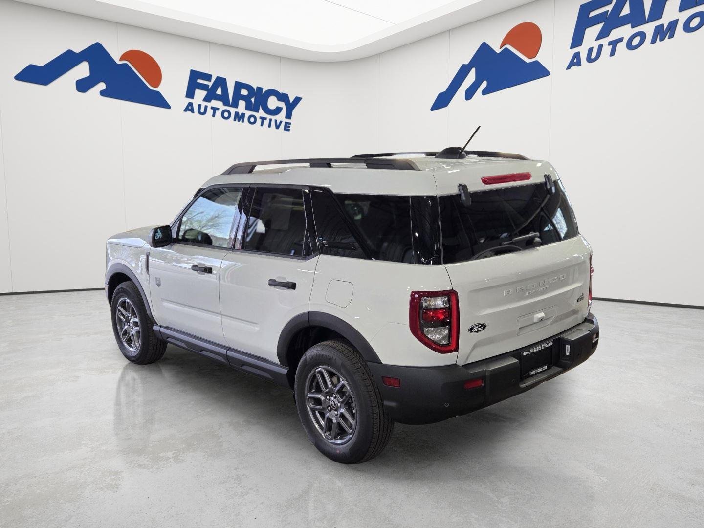 New 2026 Oxford White Ford Big Bend image 5