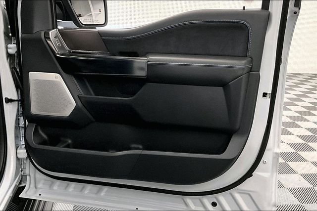 Used 2025 Space White Metallic Ford Platinum image 23