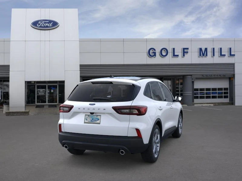 New 2026 Star White Metallic Tri-Coat Ford ST-Line image 7
