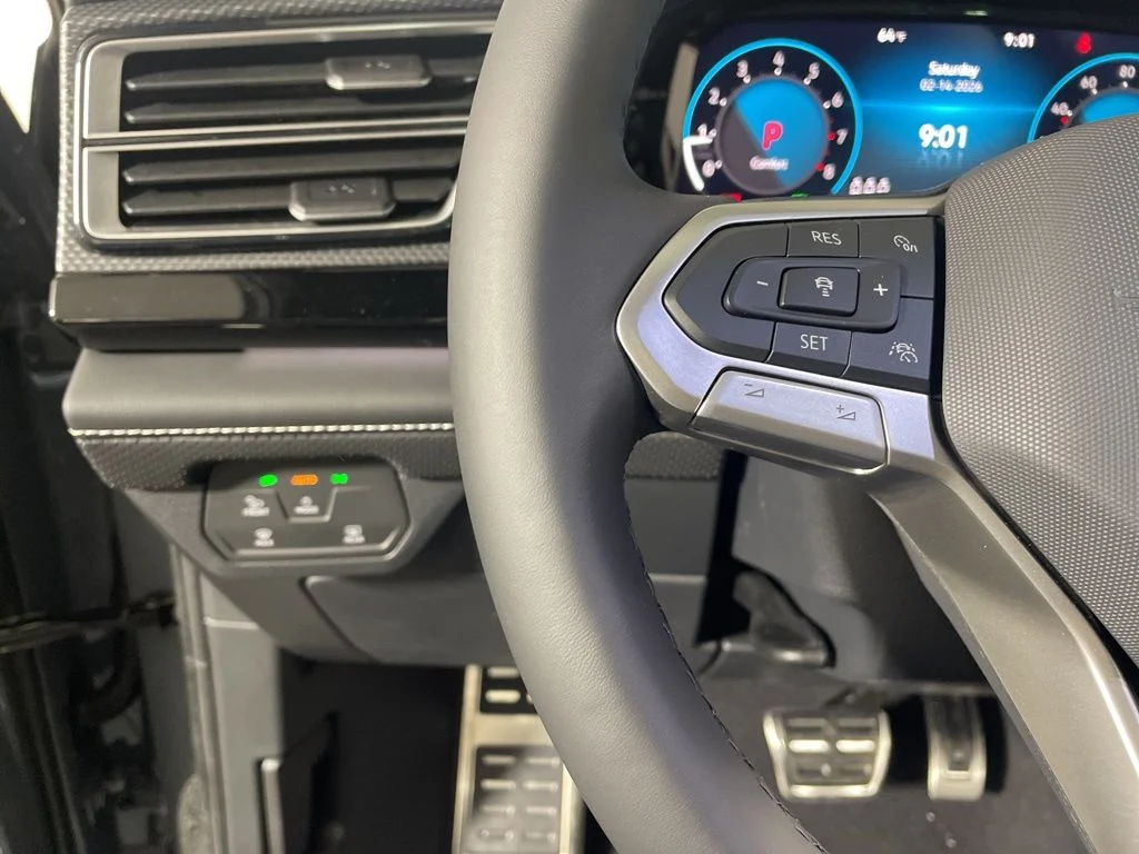 2026 Volkswagen Atlas Cross Sport SEL Premium R-LINE - Photo 13