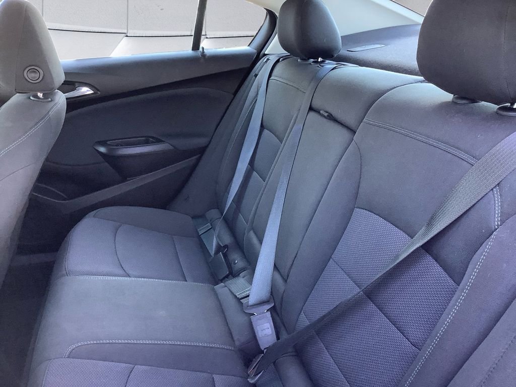 Used 2018 Red Chevrolet LT image 18