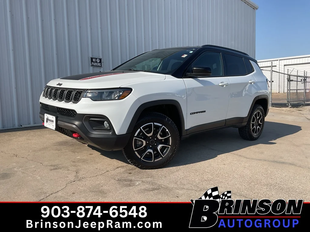 Used 2025 Bright White Clearcoat Jeep Trailhawk image 1