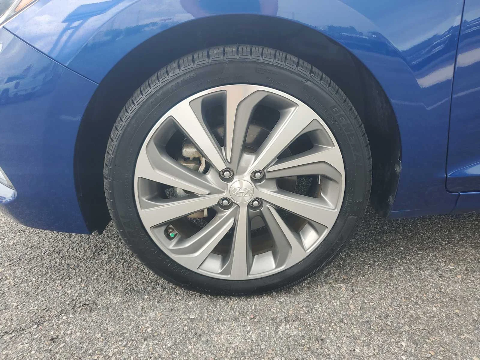 Used 2022  Hyundai Limited image 14