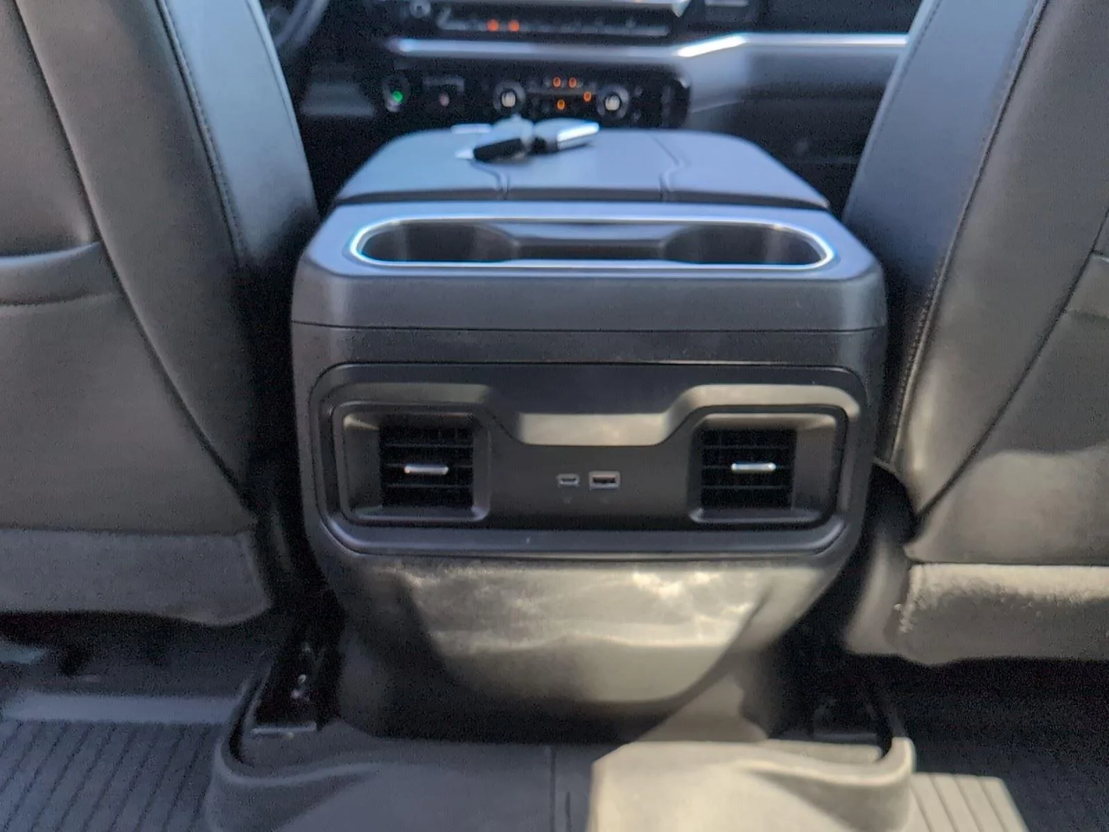 Used 2025 Summit White Chevrolet RST image 34