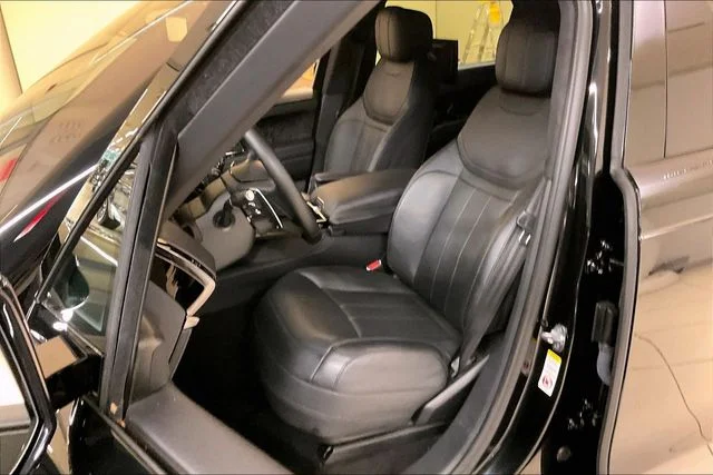 Used 2023 Black Land Rover First Edition image 13