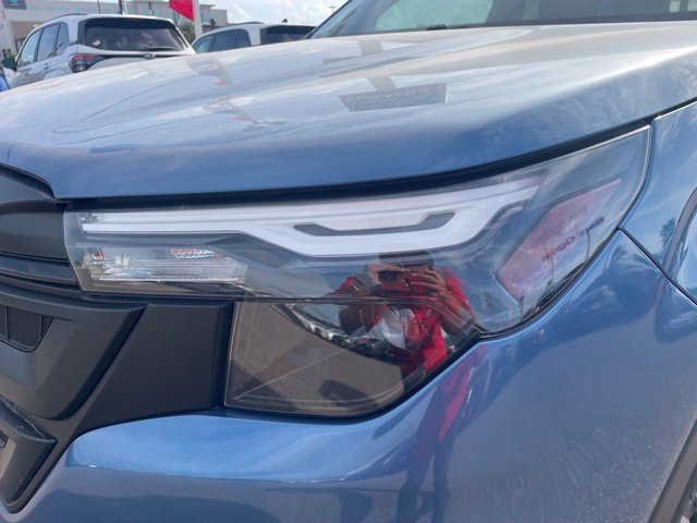 Used 2025 Blue Subaru Base image 4