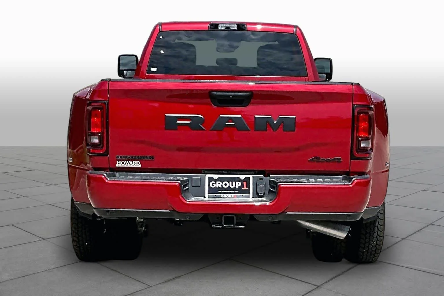 New 2026 Molten Red Pearl-Coat Exterior Paint RAM Big Horn image 5