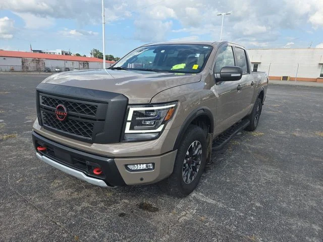 2023 Nissan Titan