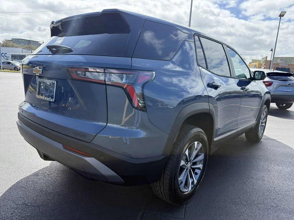 2026 Chevrolet Equinox LT - Photo 8
