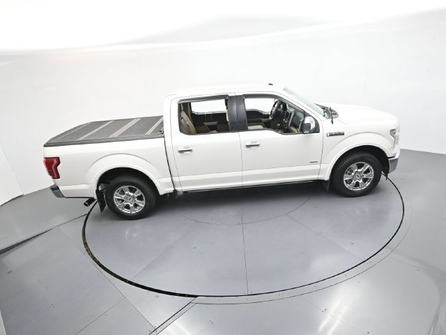 Used 2017 White Platinum Clearcoat Metallic Ford Lariat image 48