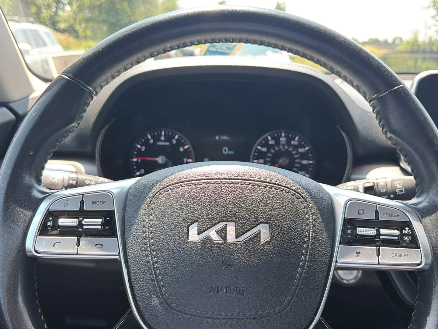 Used 2022 Ebony Black Kia EX image 13