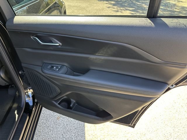 New 2025 Black Jeep Altitude X image 17