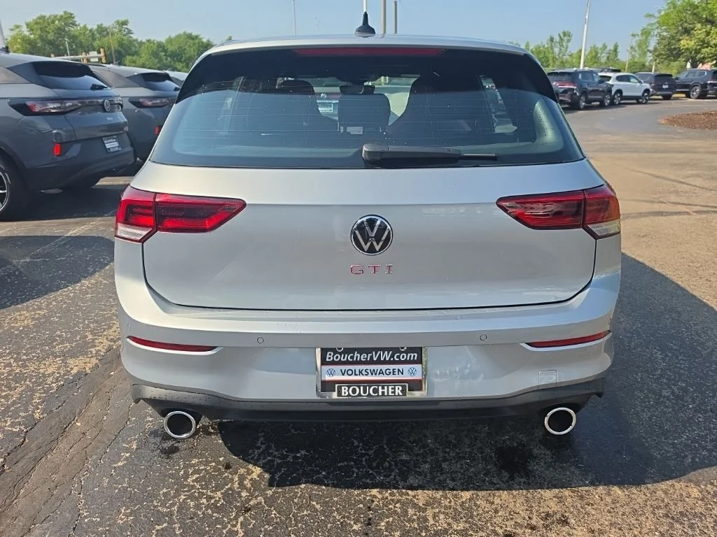 New 2026 Alpine Silver Metallic Volkswagen 2.0T SE image 4