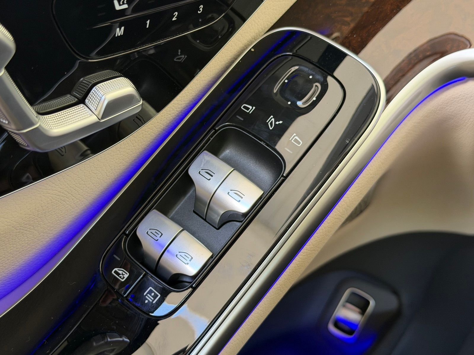 New 2026 Graphite Grey Metallic Mercedes-Benz S 500 image 21