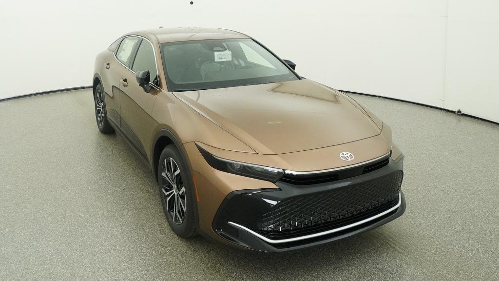 New 2026 Bronze Age Toyota XLE image 38
