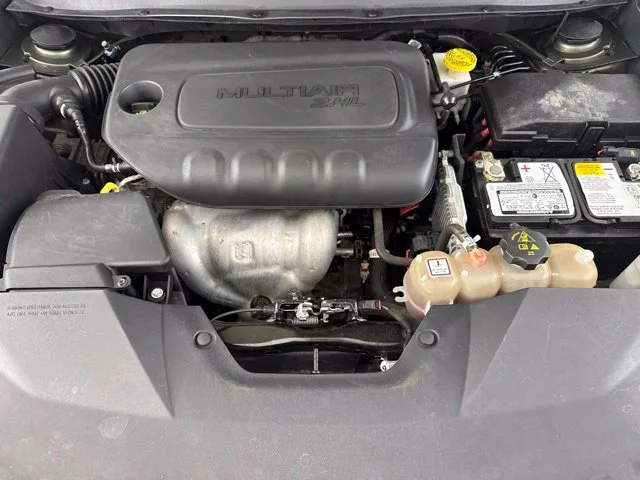 Used 2020 Green Jeep Latitude image 19