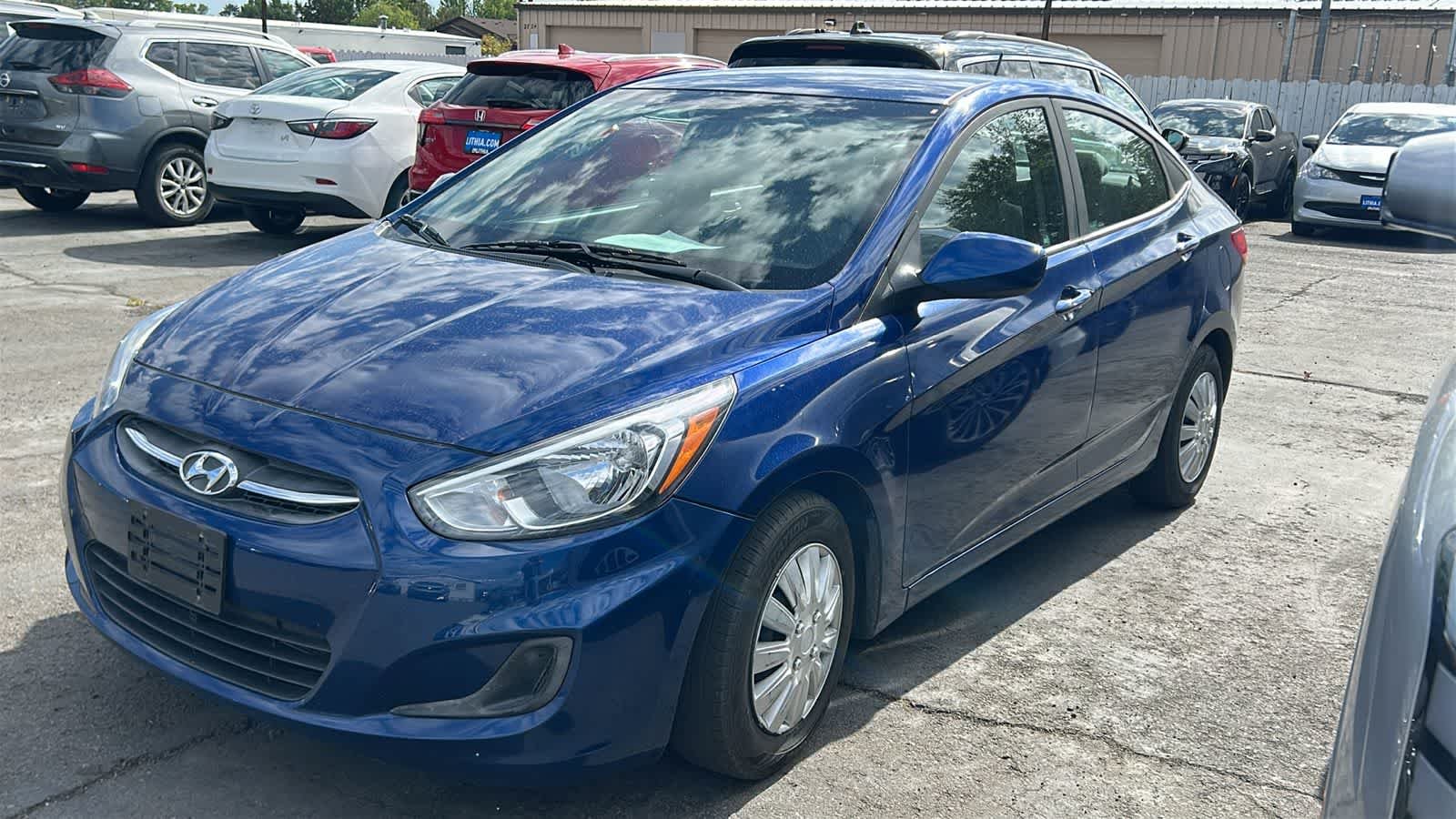 2017 Hyundai Accent SE 4-Door 6-Speed Automatic's photo