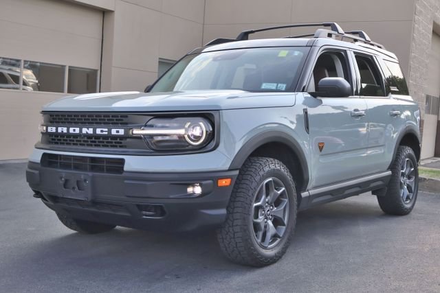 Used 2021 Green Ford Badlands image 4