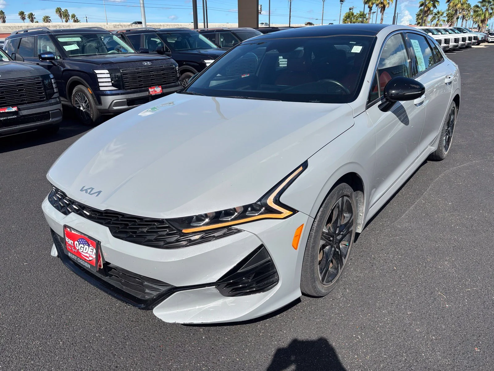Used 2024 Gray Kia GT-Line image 3