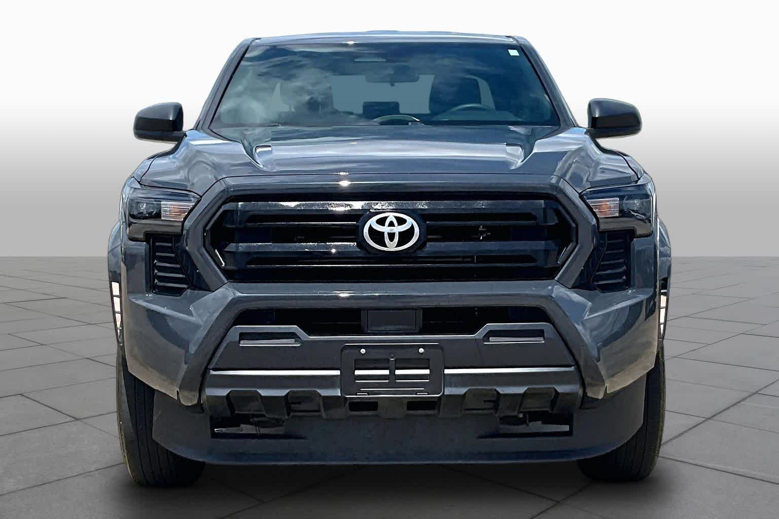 Used 2025 Underground Toyota SR image 4