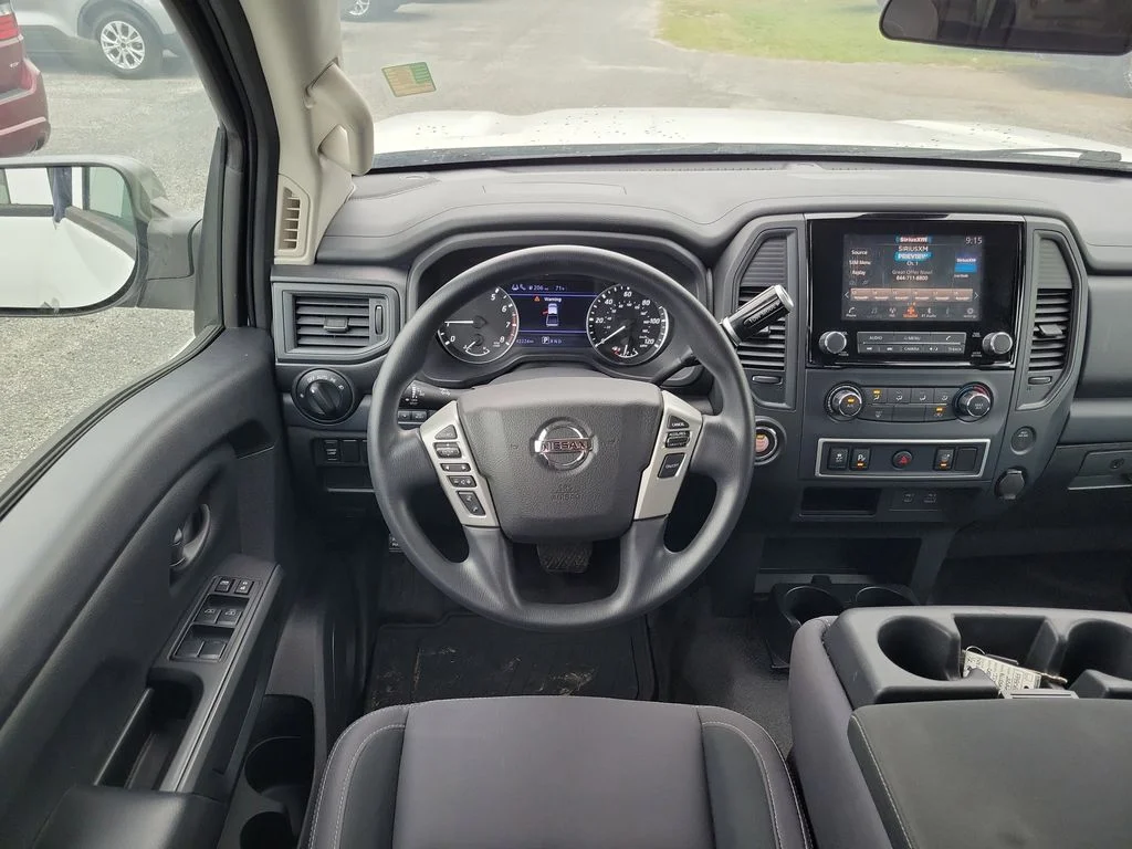Used 2022 Glacier White Nissan S image 26