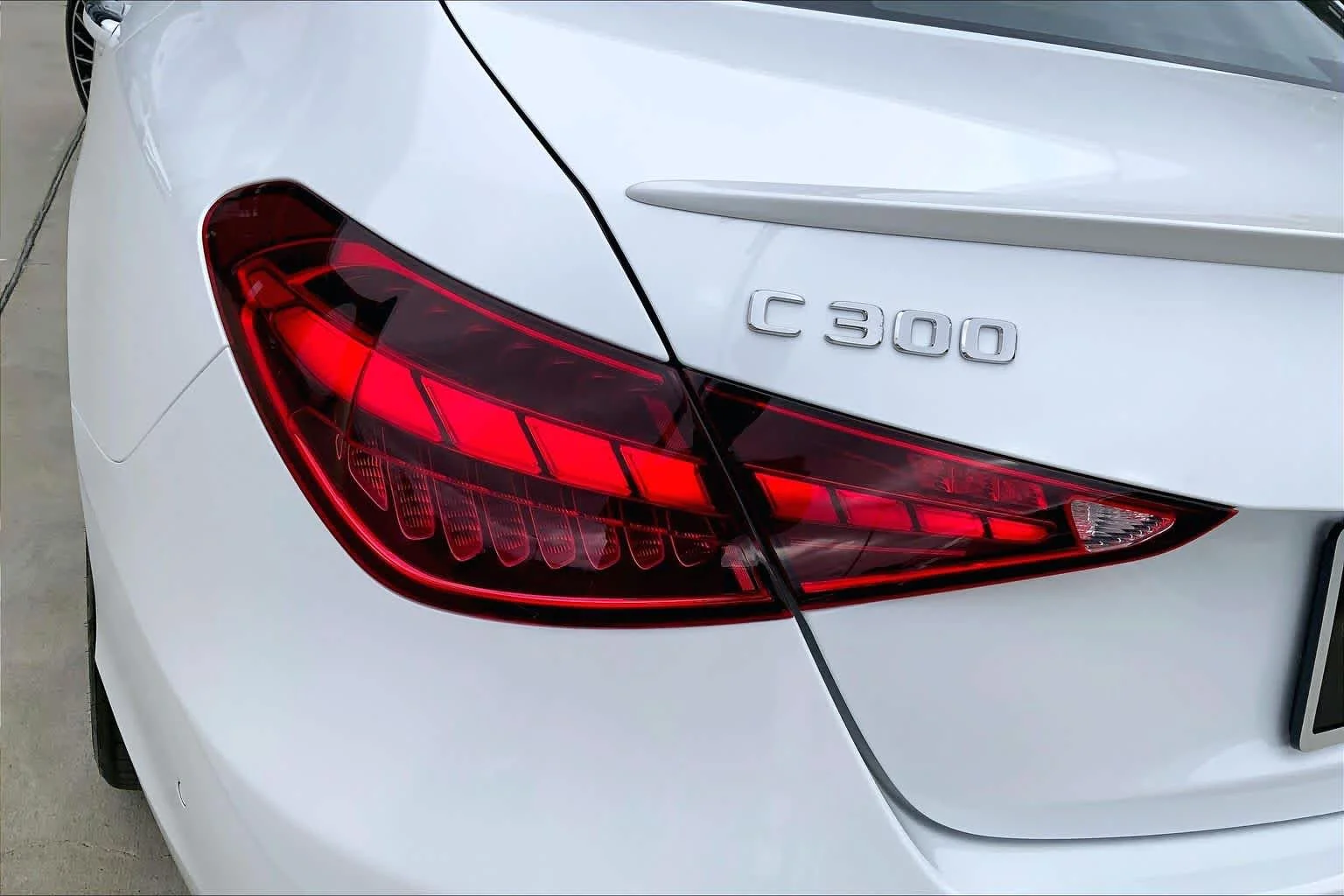 New 2026 MANUFAKTUR Moonlight White Metallic Mercedes-Benz C 300 image 14