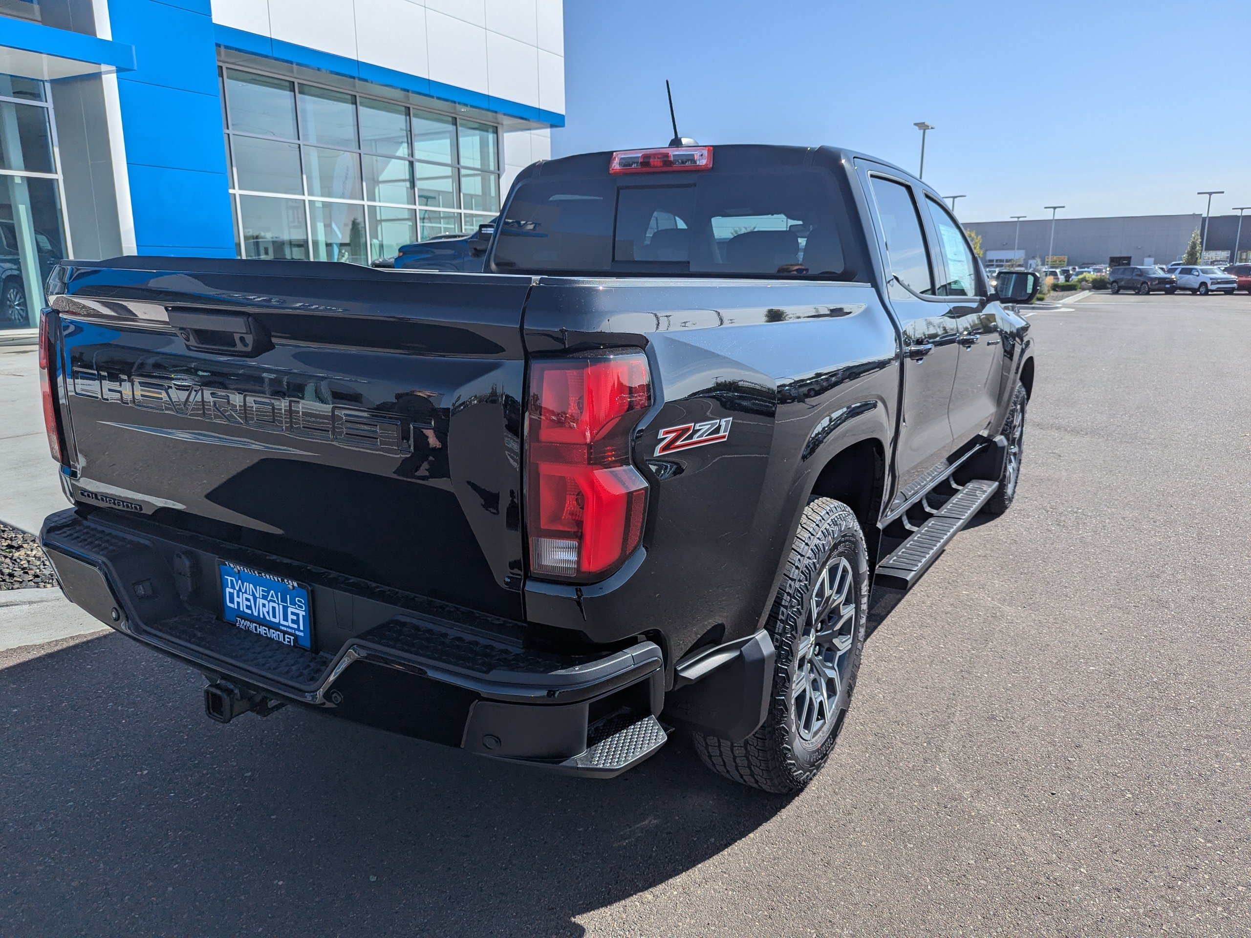 2026 Chevrolet Colorado Z71 - Photo 30