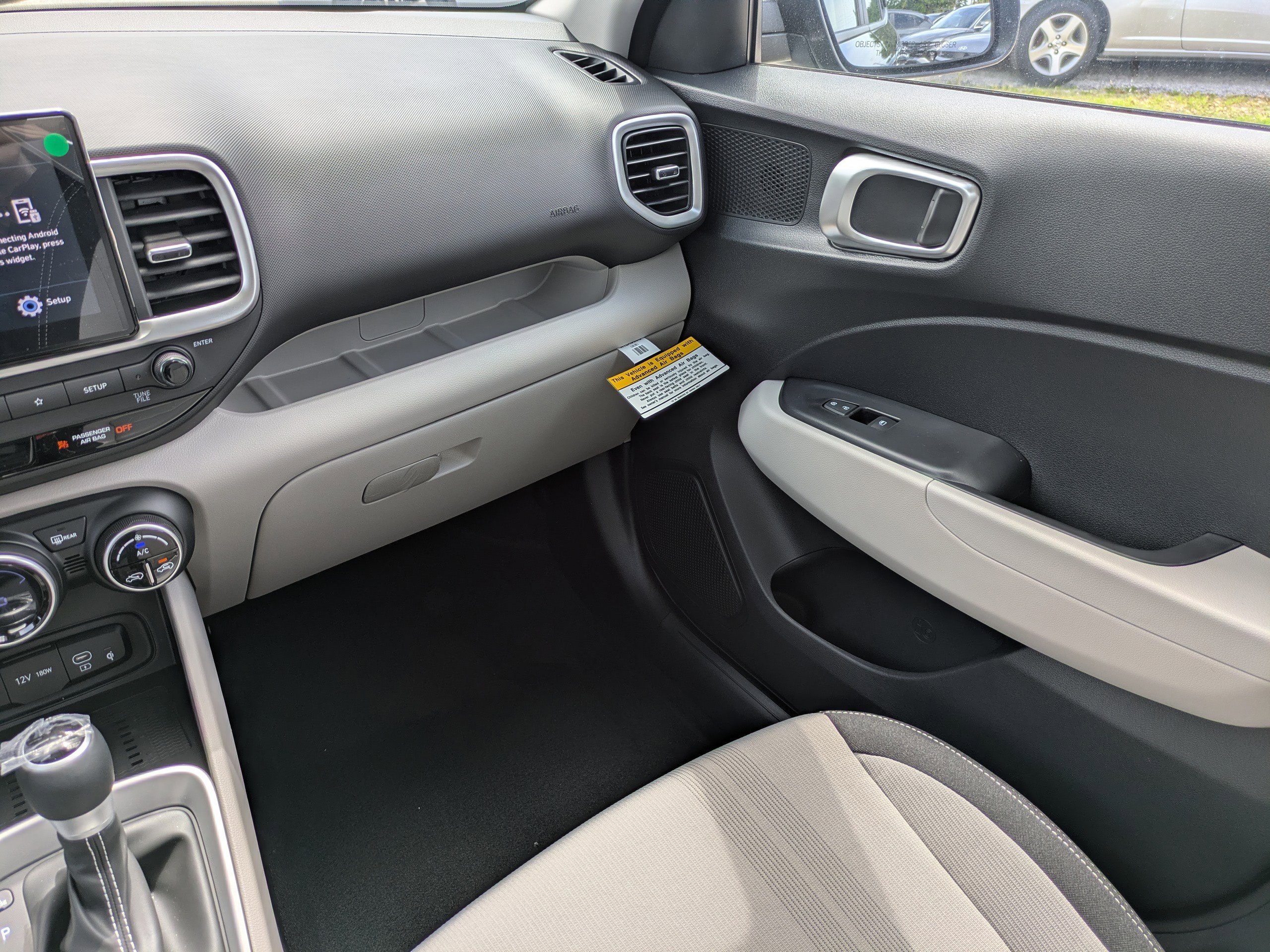 New 2026 Onyx Black Hyundai SEL image 18