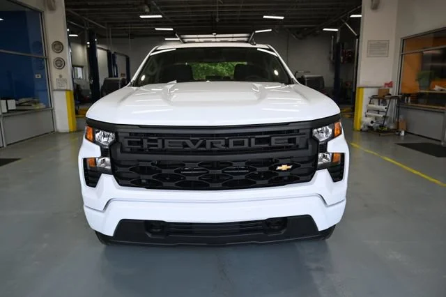 New 2026 Summit White Chevrolet Custom image 2