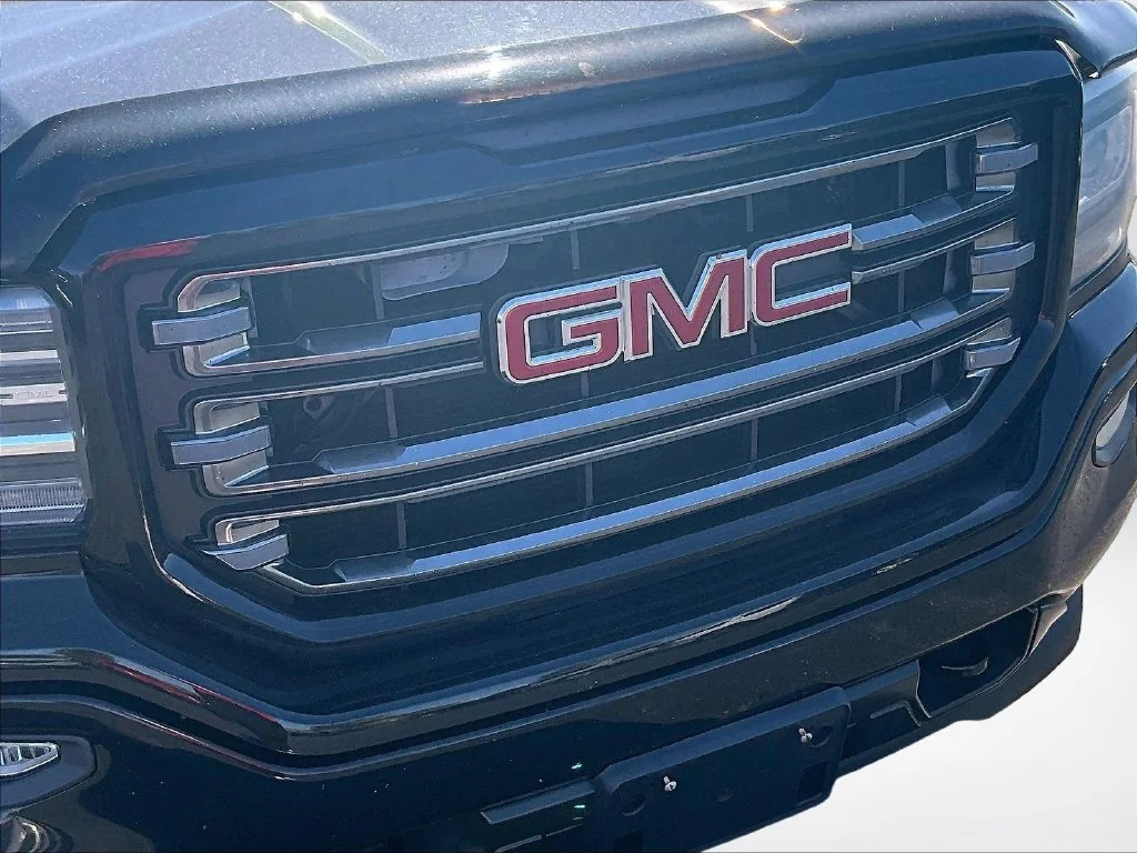 Used 2016 Black GMC SLE image 25