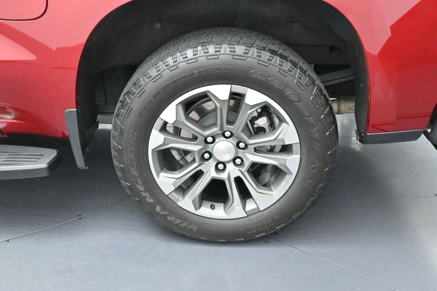 Used 2023 Radiant Red Tintcoat Chevrolet High Country image 39