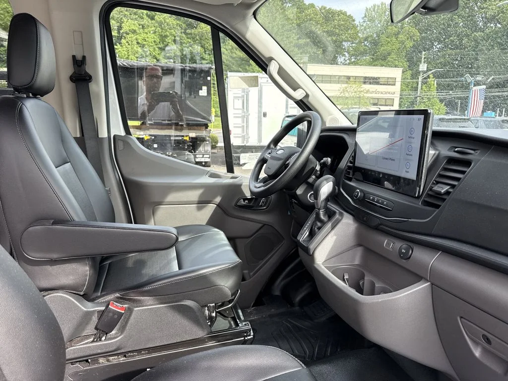 New 2026 White Ford XL image 23
