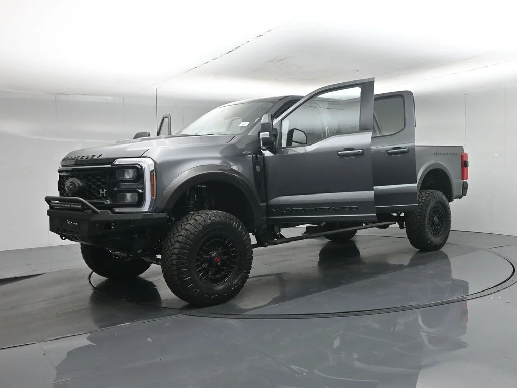 New 2026 Carbonized Gray Metallic Ford Lariat image 34