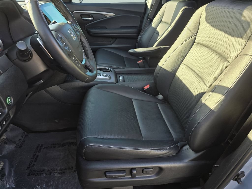 Used 2023 Sonic Gray Pearl Honda RTL-E image 33
