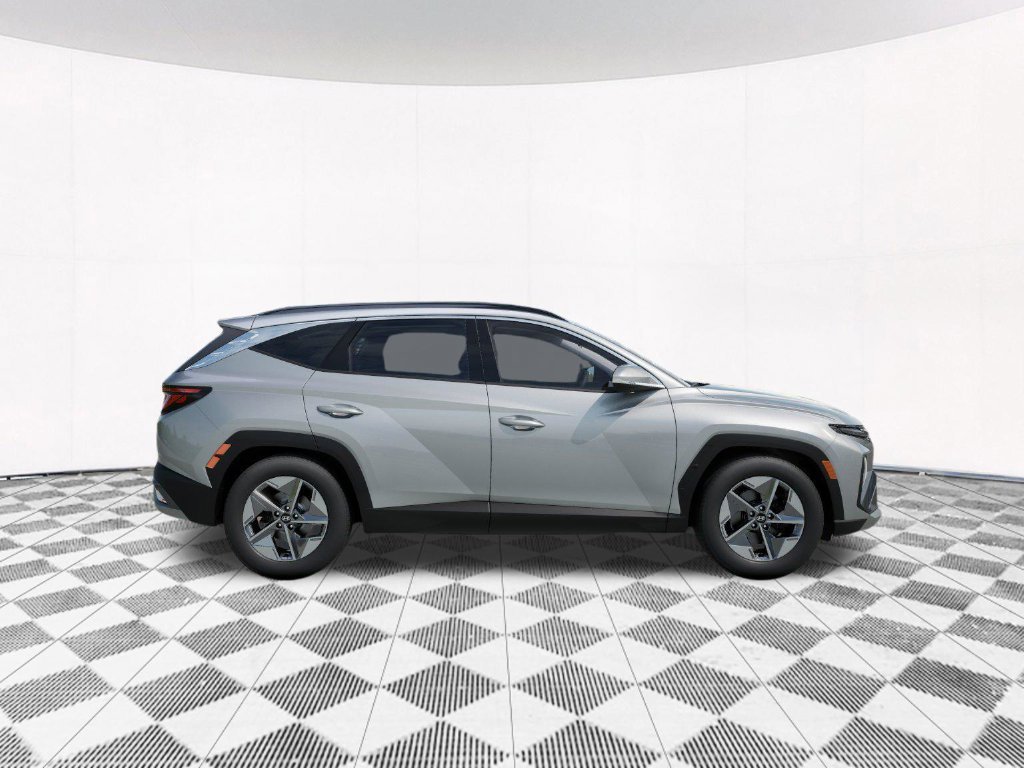 New 2026 Silver Hyundai SEL image 10