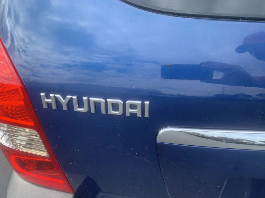 Used 2006 Nautical Blue/Cool Gray Cladding Hyundai GLS image 7