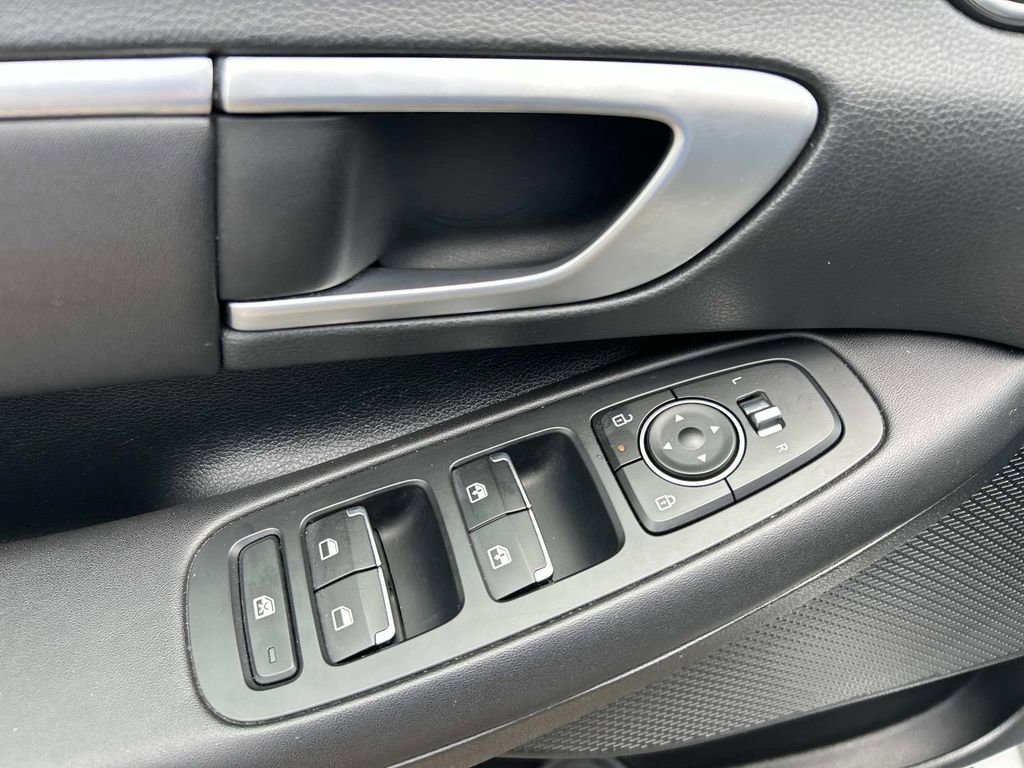 Used 2024 Aero Silver Hyundai SEL image 26