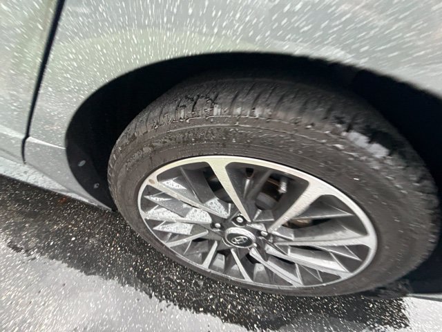 Used 2020 Hampton Gray Hyundai Limited image 7