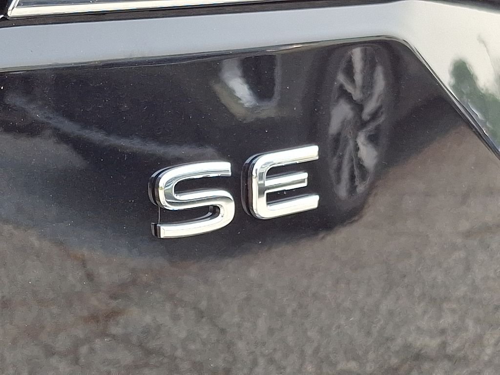 New 2026 Black Volkswagen 2.0T SE image 13
