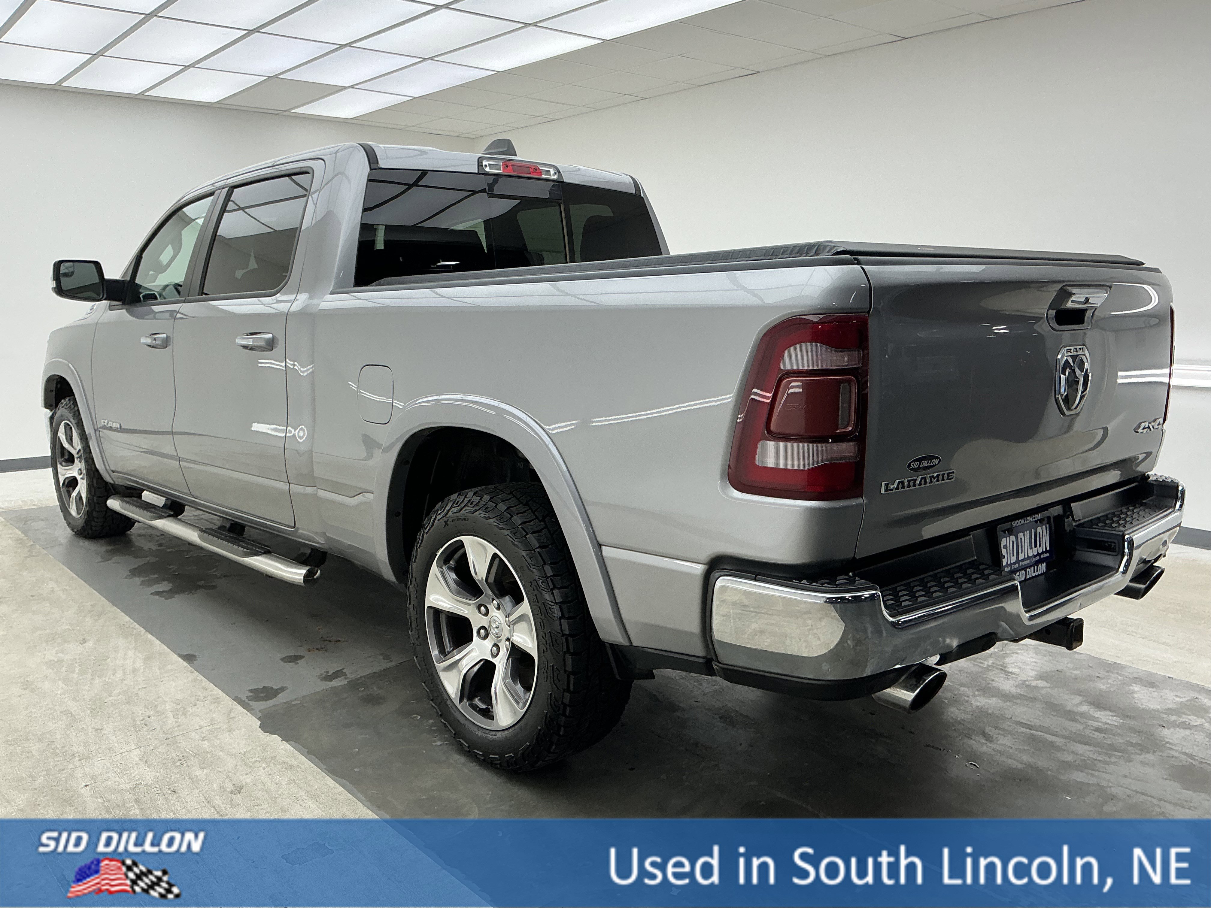 Used 2022 Billet Silver Metallic Clearcoat Ram Laramie image 6
