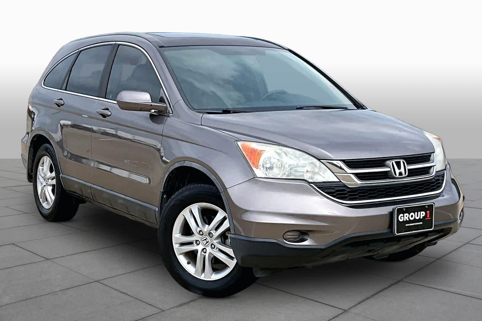 Used 2011 Polished Metal Metallic Honda EX-L image 2