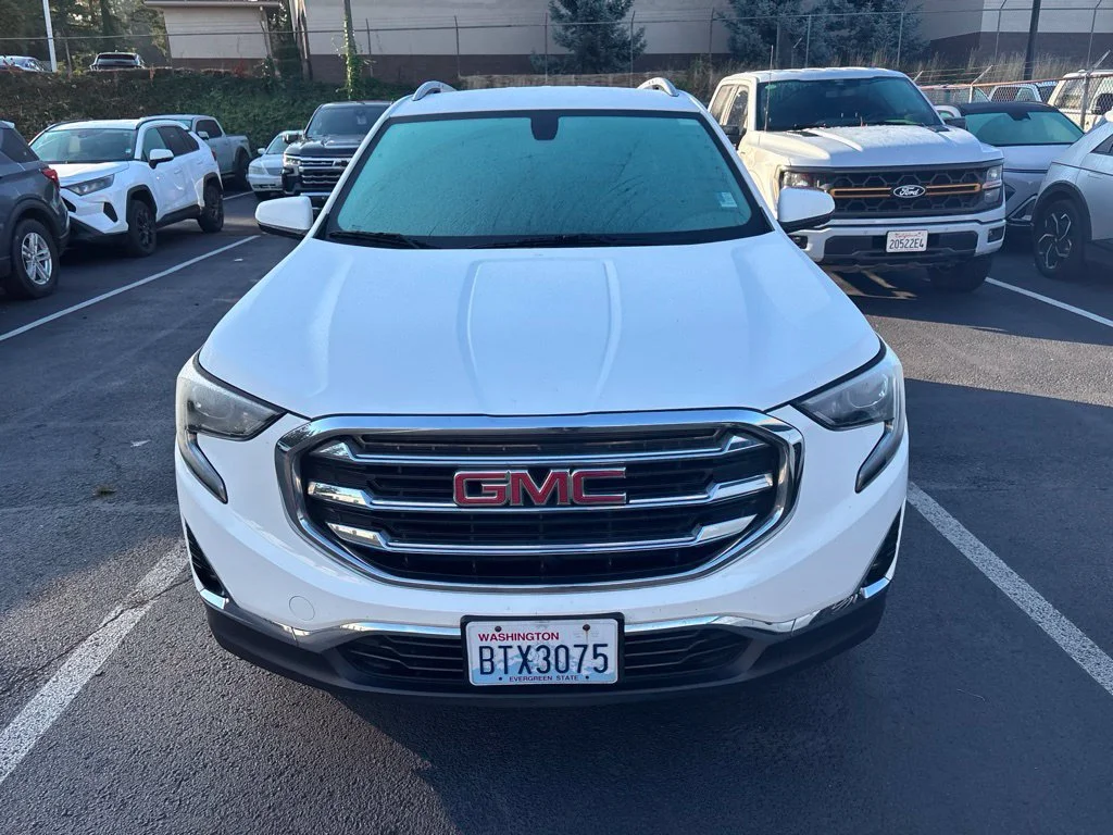 Used 2019 Summit White GMC SLT image 2