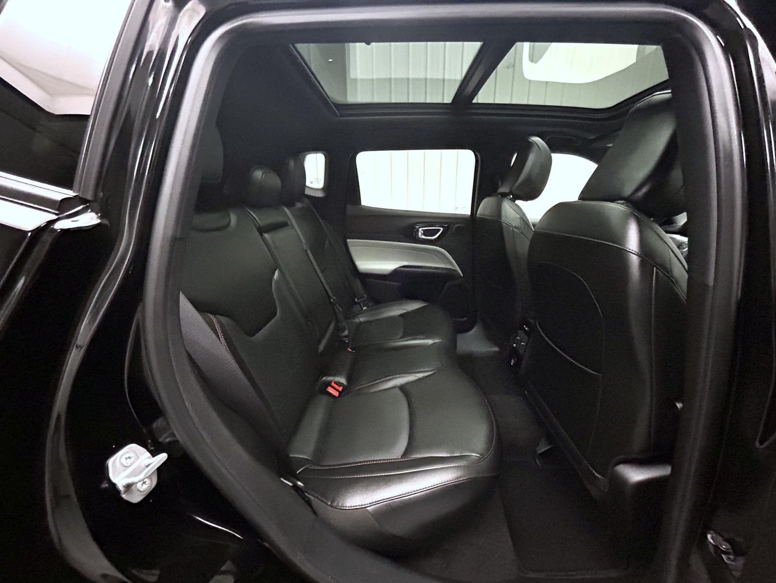 Used 2023 Black Jeep Limited image 18
