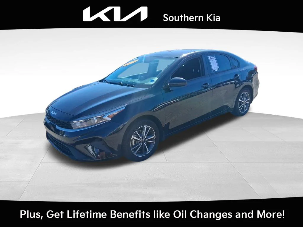 Used 2023 Black Kia LXS image 1