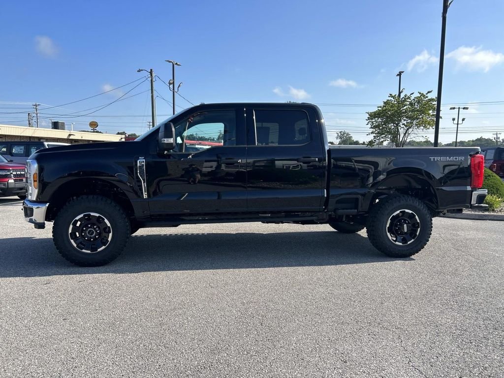 New 2026 Agate Black Metallic Ford F-350® XLT image 7