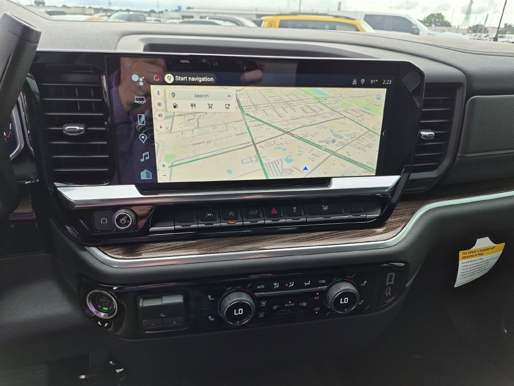 New 2026 Summit White Chevrolet LT (2FL) image 29