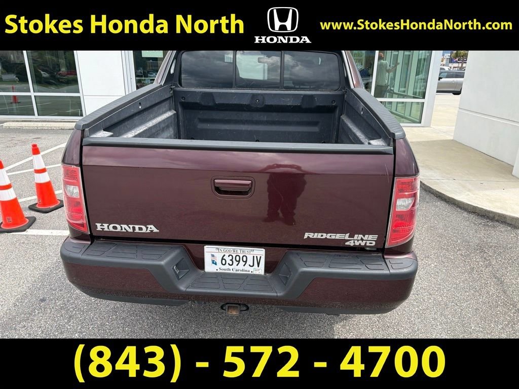 Used 2010 Red Honda RTL image 9