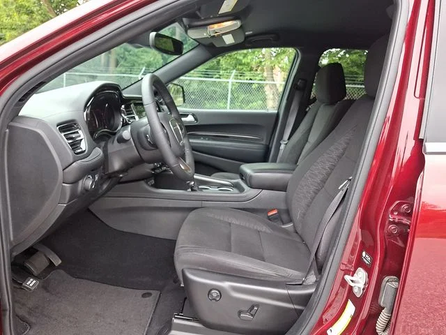 Used 2023 Red Dodge SXT image 13