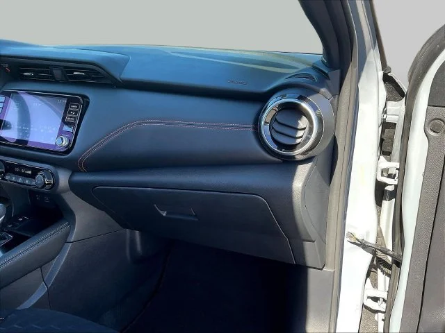 Used 2024 Gray Nissan SR image 28
