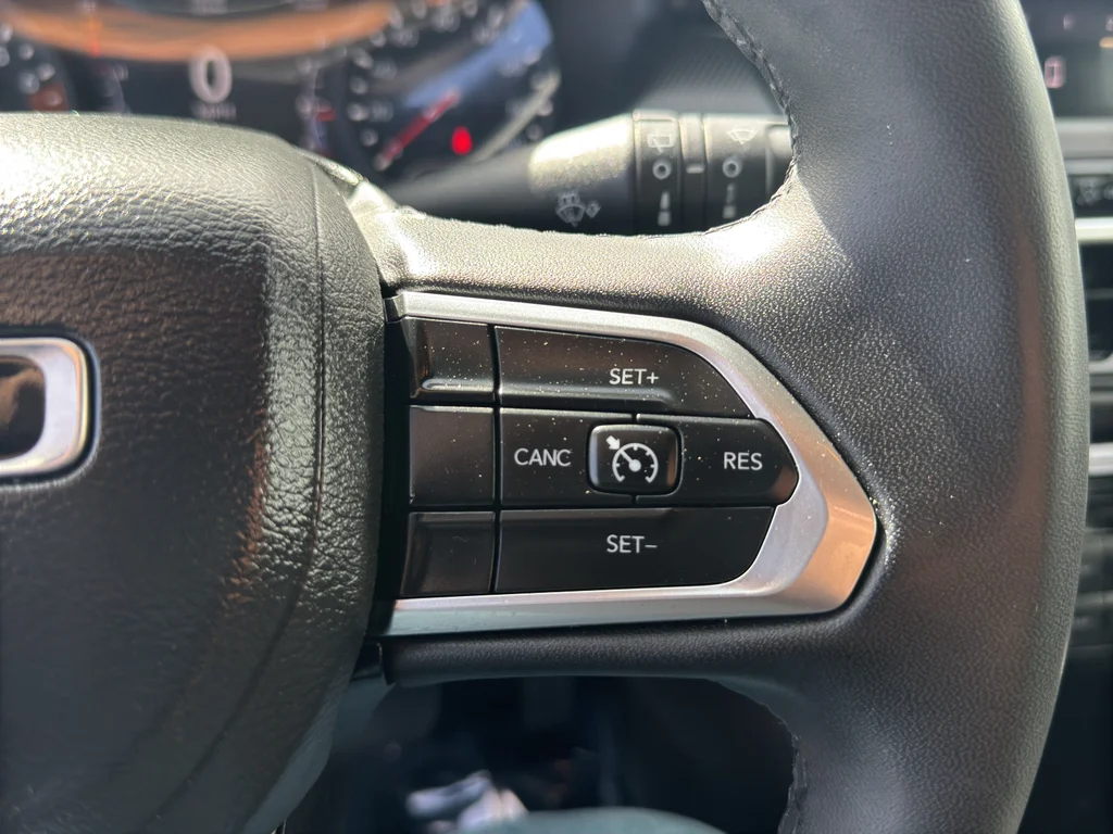 Used 2023 Bright White Clearcoat Jeep Altitude image 21